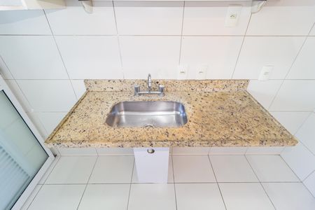 Apartamento para alugar com 68m², 2 quartos e 2 vagas Apartamento para alugar com 68m², 2 quartos e 2 vagasDetalhe - Cozinha