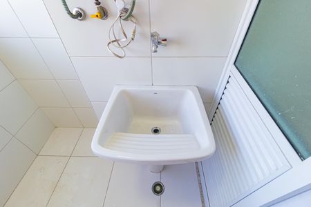 Apartamento para alugar com 68m², 2 quartos e 2 vagas Apartamento para alugar com 68m², 2 quartos e 2 vagasDetalhe - Área de Serviço