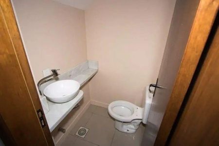 Lavabo de casa à venda com 2 quartos, 79m² em Aberta dos Morro, Porto Alegre