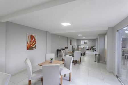 Apartamento para alugar com 47m², 2 quartos e 1 vaga Apartamento para alugar com 47m², 2 quartos e 1 vagaÁrea comum - Salão de festas