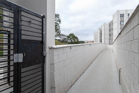 Apartamento para alugar com 47m², 2 quartos e 1 vaga Apartamento para alugar com 47m², 2 quartos e 1 vagaEntrada