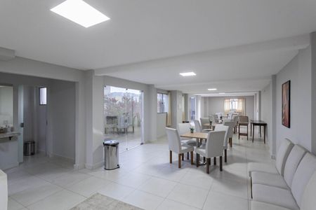 Apartamento para alugar com 47m², 2 quartos e 1 vaga Apartamento para alugar com 47m², 2 quartos e 1 vagaÁrea comum - Salão de festas