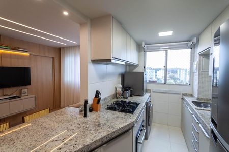 Apartamento para alugar com 47m², 2 quartos e 1 vaga Apartamento para alugar com 47m², 2 quartos e 1 vagaCozinha e Área de Serviço