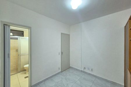Sala  de kitnet/studio para alugar com 1 quarto, 52m² em Centro, Campinas