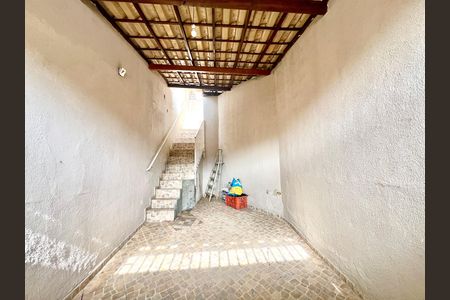 Casa para alugar com 65m², 3 quartos e 1 vaga
