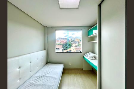 Casa para alugar com 65m², 3 quartos e 1 vaga