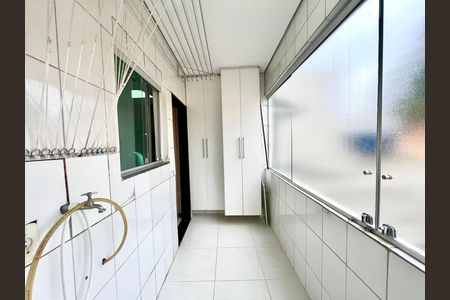 Casa para alugar com 65m², 3 quartos e 1 vaga