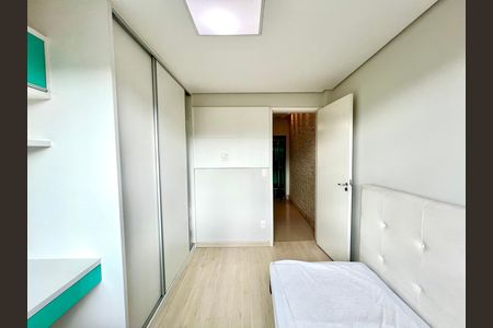 Casa para alugar com 65m², 3 quartos e 1 vaga