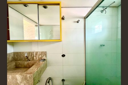 Casa para alugar com 65m², 3 quartos e 1 vaga