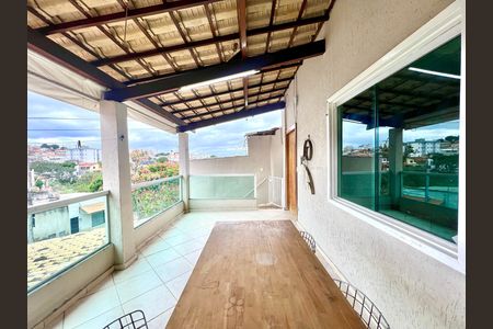 Casa para alugar com 3 quartos, 65m² em Santa Monica, Belo Horizonte