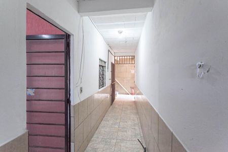 Casa de condomínio para alugar com 29m², 1 quarto e sem vaga Casa de condomínio para alugar com 29m², 1 quarto e sem vagaEntrada