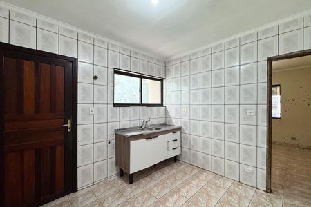 Casa à venda com 115m², 2 quartos e 2 vagas Casa à venda com 115m², 2 quartos e 2 vagasCozinha