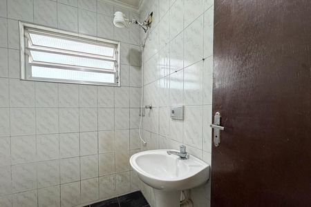 Casa à venda com 115m², 2 quartos e 2 vagas Casa à venda com 115m², 2 quartos e 2 vagasBanheiro Social