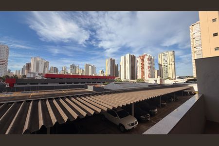Apartamento à venda com 157m², 3 quartos e 2 vagas Apartamento à venda com 157m², 3 quartos e 2 vagasVista da Varanda