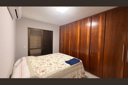 Apartamento à venda com 157m², 3 quartos e 2 vagas Apartamento à venda com 157m², 3 quartos e 2 vagasSuíte 3