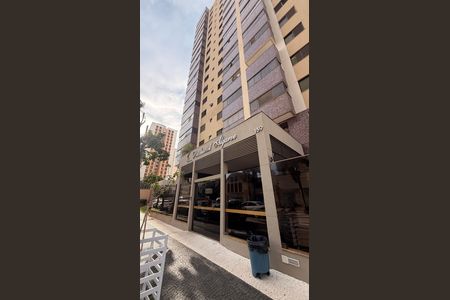Apartamento à venda com 157m², 3 quartos e 2 vagas Apartamento à venda com 157m², 3 quartos e 2 vagasFachada do Prédio