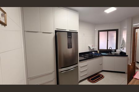 Apartamento à venda com 157m², 3 quartos e 2 vagas Apartamento à venda com 157m², 3 quartos e 2 vagasCozinha