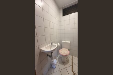Apartamento à venda com 157m², 3 quartos e 2 vagas Apartamento à venda com 157m², 3 quartos e 2 vagasBanheiro de serviço