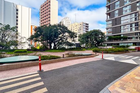Apartamento para alugar com 117m², 2 quartos e 1 vaga Apartamento para alugar com 117m², 2 quartos e 1 vagaentrada do predio