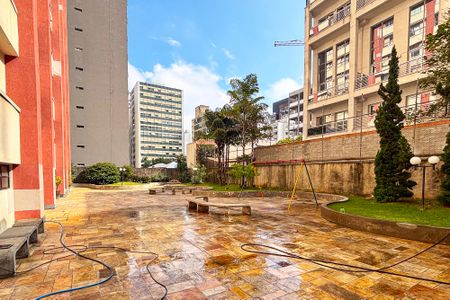 Apartamento para alugar com 117m², 2 quartos e 1 vaga Apartamento para alugar com 117m², 2 quartos e 1 vagaplayground
