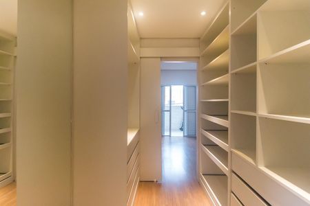 Casa para alugar com 160m², 3 quartos e 2 vagas Casa para alugar com 160m², 3 quartos e 2 vagasCloset