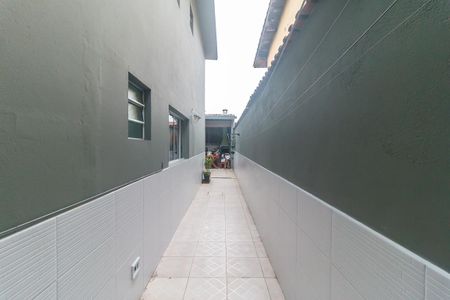 Casa para alugar com 160m², 3 quartos e 2 vagas Casa para alugar com 160m², 3 quartos e 2 vagasCorredor