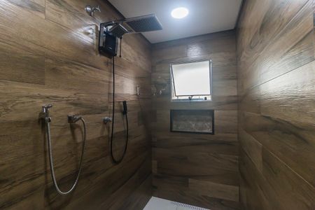 Casa para alugar com 160m², 3 quartos e 2 vagas Casa para alugar com 160m², 3 quartos e 2 vagasBanheiro da Suíte
