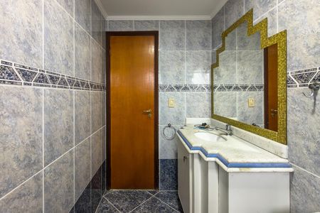 Apartamento para alugar com 149m², 2 quartos e 2 vagas Apartamento para alugar com 149m², 2 quartos e 2 vagasBanheiro