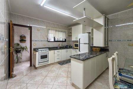 Apartamento para alugar com 149m², 2 quartos e 2 vagas Apartamento para alugar com 149m², 2 quartos e 2 vagasCozinha