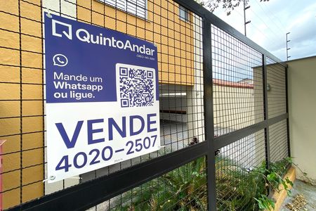 Apartamento à venda com 55m², 2 quartos e 2 vagas Apartamento à venda com 55m², 2 quartos e 2 vagasPlaca ZHLA-15