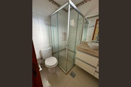 Banheiro de apartamento à venda com 3 quartos, 85m² em Jardim Atlantico, Goiânia