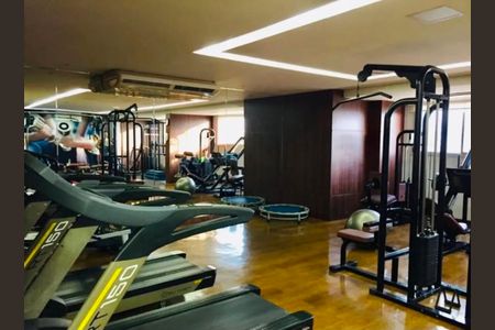 Apartamento à venda com 85m², 3 quartos e 2 vagas Apartamento à venda com 85m², 3 quartos e 2 vagasAcademia
