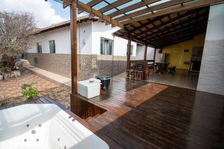 Casa à venda com 200m², 3 quartos e 3 vagasÁrea gourmet