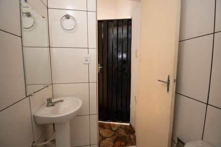 Casa à venda com 200m², 3 quartos e 3 vagasbanheiro da loja