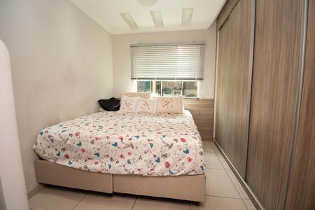 Casa à venda com 200m², 3 quartos e 3 vagasQuarto Suíte