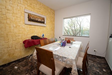 Sala de casa à venda com 3 quartos, 200m² em Nossa Senhora de Fatima, Contagem