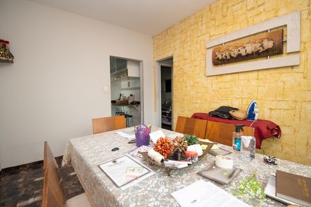 Casa à venda com 200m², 3 quartos e 3 vagasCopa