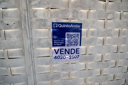 Casa à venda com 200m², 3 quartos e 3 vagasplaca instalada dia 29/05 com o codigo SJSO-191
