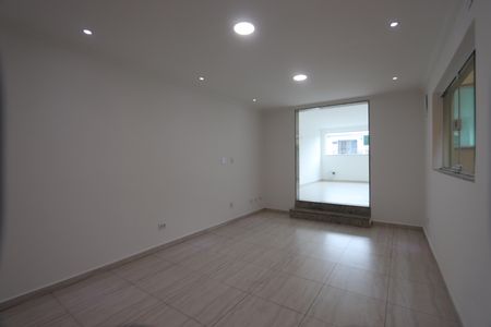 Sala 1 de casa à venda com 3 quartos, 350m² em Jardim Cotiana, São Paulo