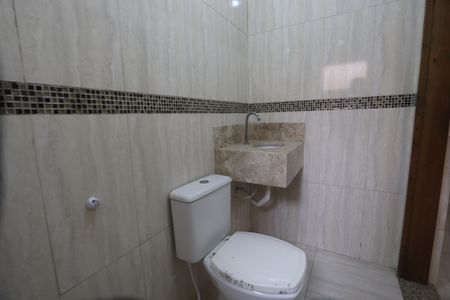 Casa à venda com 350m², 3 quartos e 4 vagasBanheiro da Lavanderia