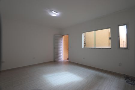 Casa à venda com 350m², 3 quartos e 4 vagasEscritório