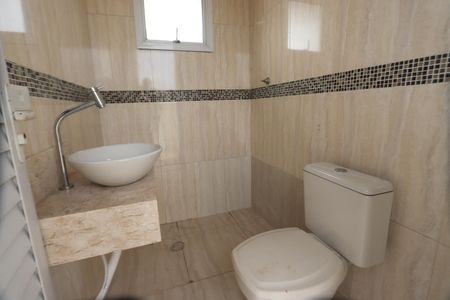 Casa à venda com 350m², 3 quartos e 4 vagasLavabo do Terraço