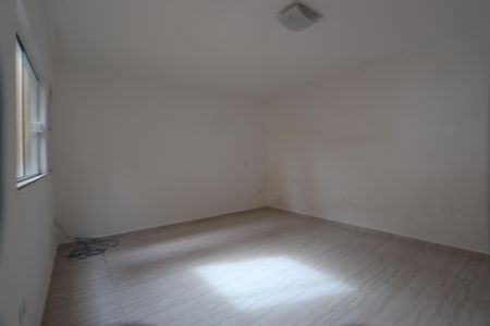 Casa à venda com 350m², 3 quartos e 4 vagasEscritório