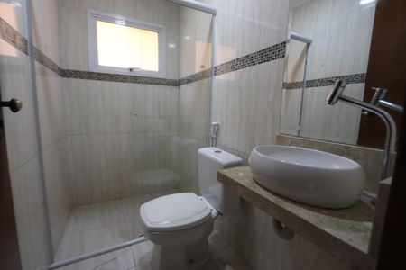 Casa à venda com 350m², 3 quartos e 4 vagasBanheiro Social