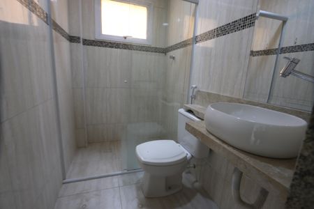 Casa à venda com 350m², 3 quartos e 4 vagasBanheiro da Suíte