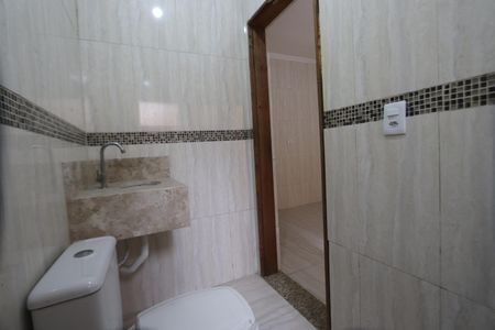 Casa à venda com 350m², 3 quartos e 4 vagasBanheiro da Lavanderia