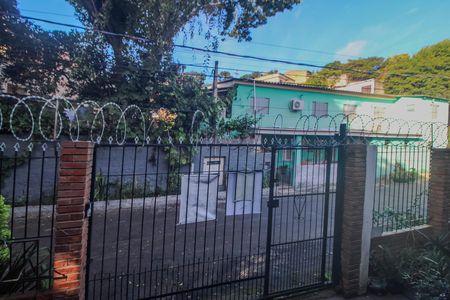 Casa à venda com 300m², 4 quartos e 2 vagasVista