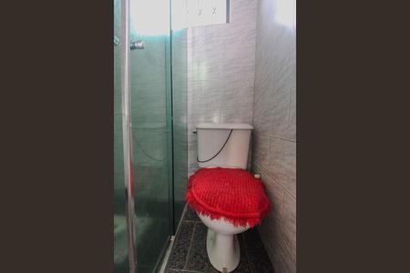 Casa à venda com 300m², 4 quartos e 2 vagasBanheiro