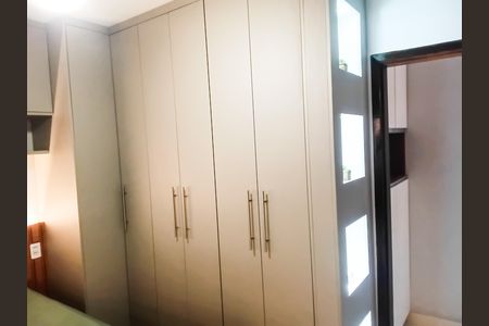 Apartamento à venda com 128m², 2 quartos e 1 vaga