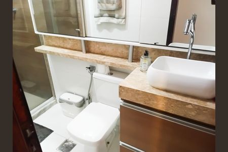 Apartamento à venda com 128m², 2 quartos e 1 vaga